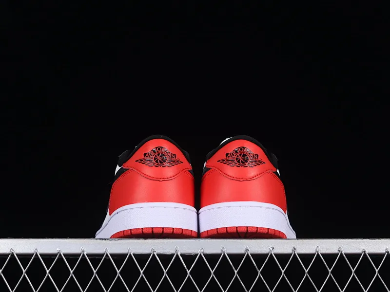 All categories Air Jordan Jordan series basketball shoes Air Jordan 1 Low Z version Air Jordan 1 Low AJ1 Joe 1 new black toe cultural and leisure sports sneakers CZ0790-106